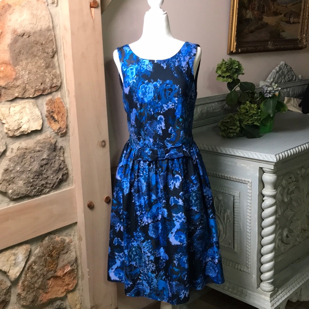 Boden cocktail dress blue floral silk blend